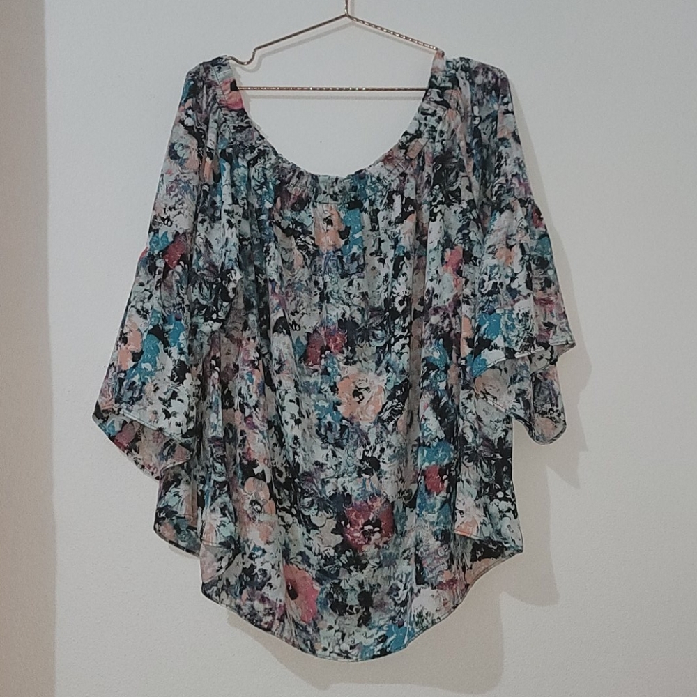 Off-Shoulder Top